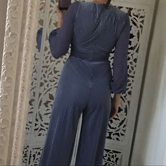 LAST 1️⃣ Icicle Baby Deep V Velvet Jumpsuit - Picture 5 of 7